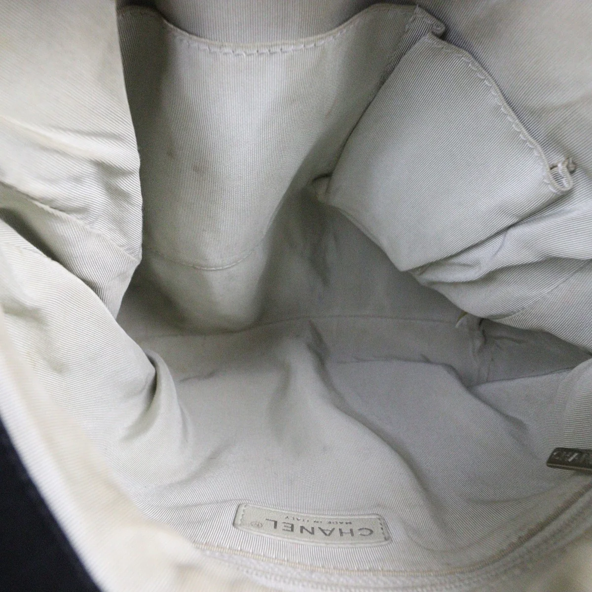 Thumbnail 11